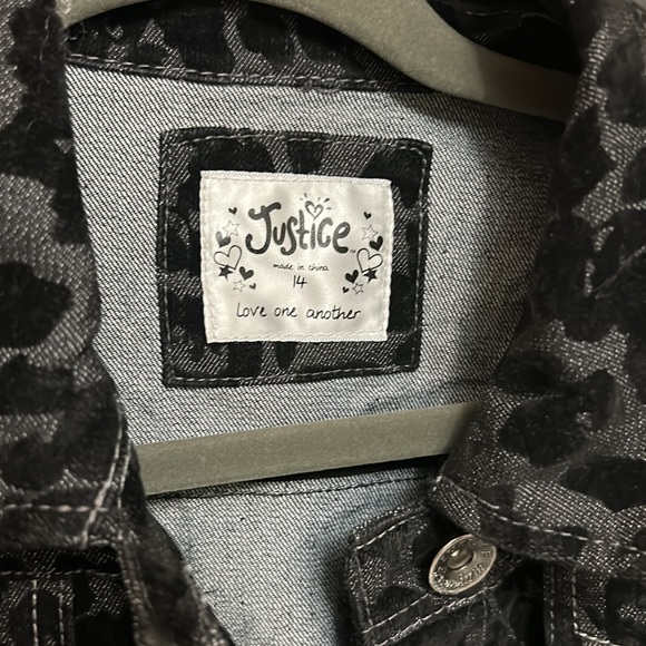 Justice Leopard Print Jean Jacket - Girls Size M - Picture 2 of 3